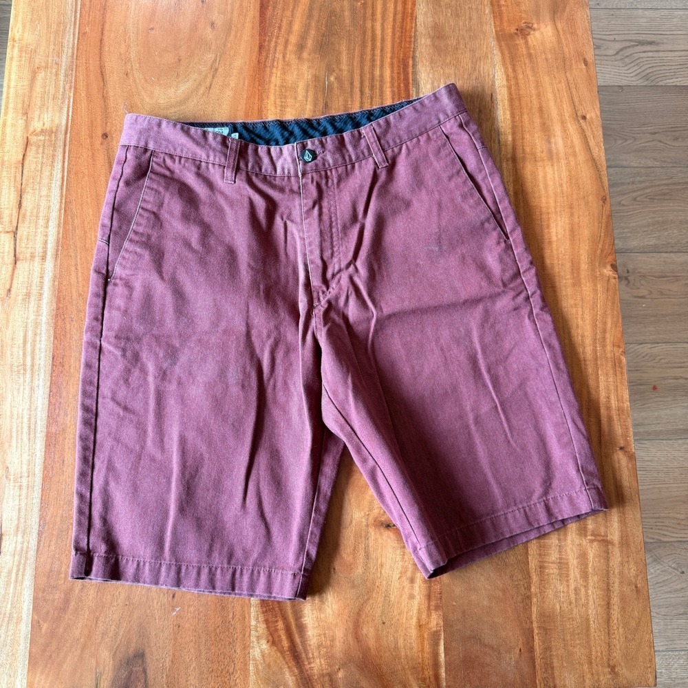 Volcom Men's Red Chino Shorts Size 33